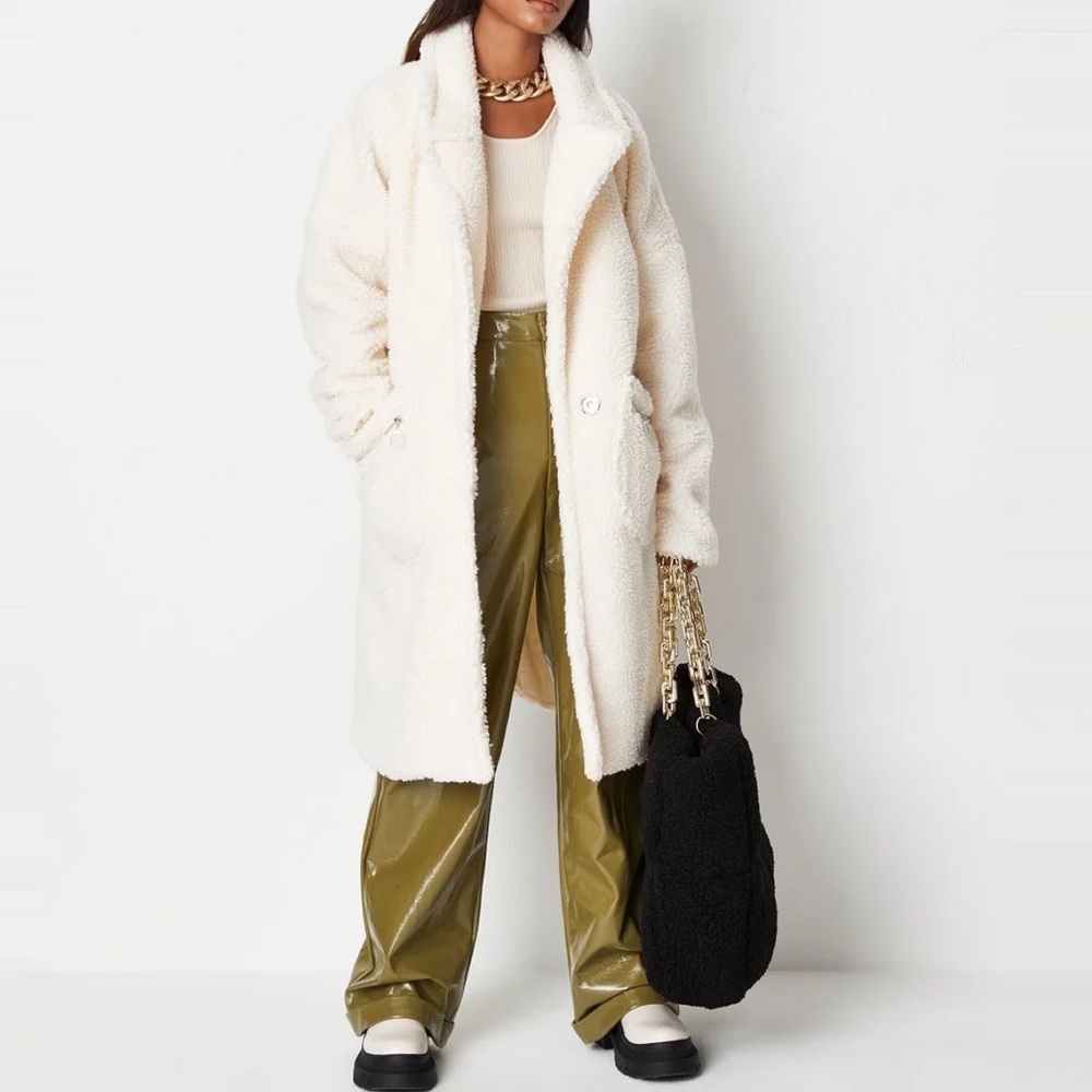 Missguided Cream Borg Teddy Coat with Zip Pockets